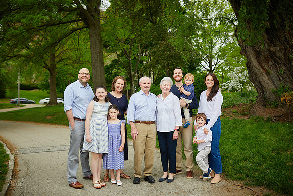 The L Family: Portrait Session at Wade Lagoon and the Cleveland Museum of Art