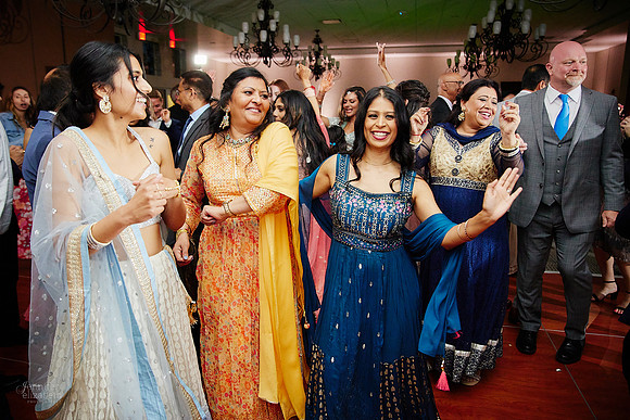 Rutva & Tom: Hindu Wedding at The Lodge at Geneva-on-the-Lake