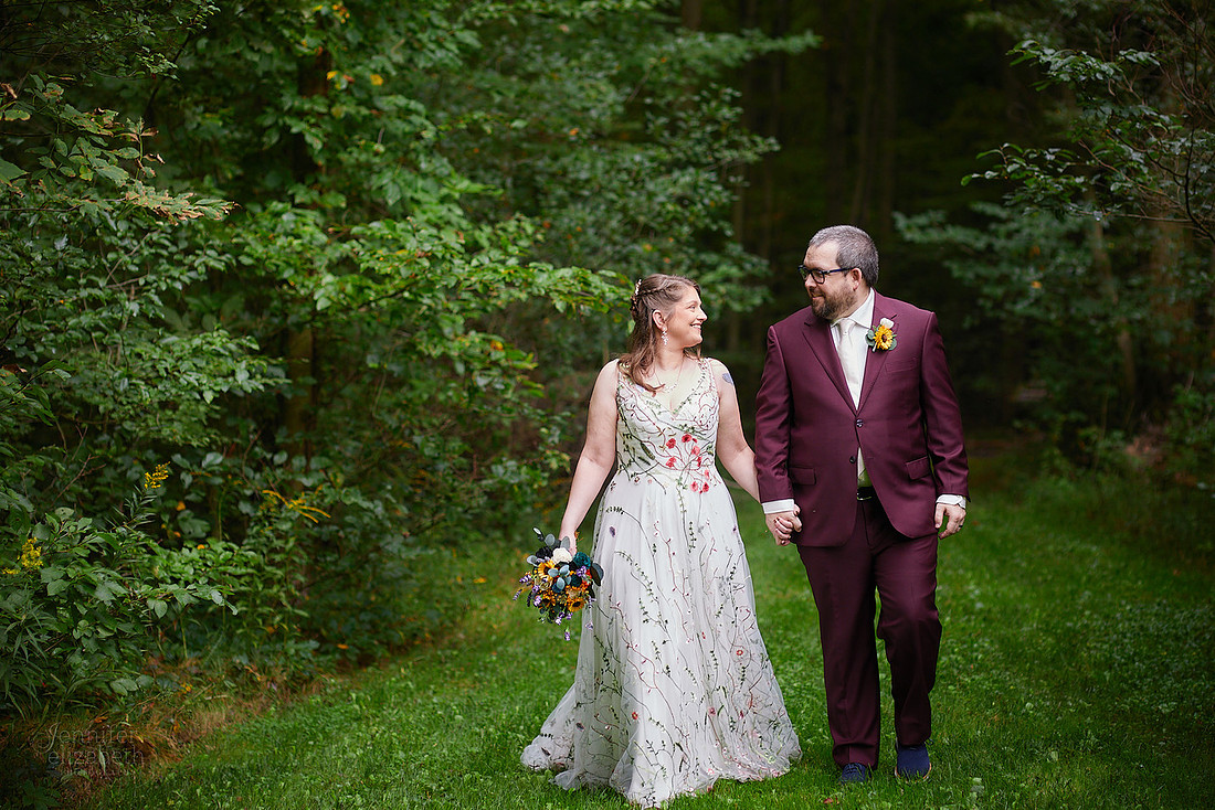 Maria & Matt: Wedding at Kingsville Lodge