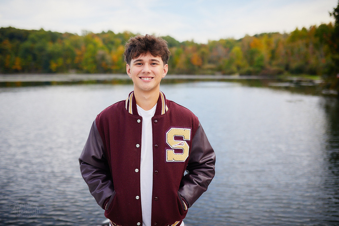 Lucas: Senior Session at Hudson Springs Park