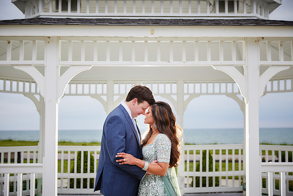 Rutva & Tom: Hindu Wedding at The Lodge at Geneva-on-the-Lake