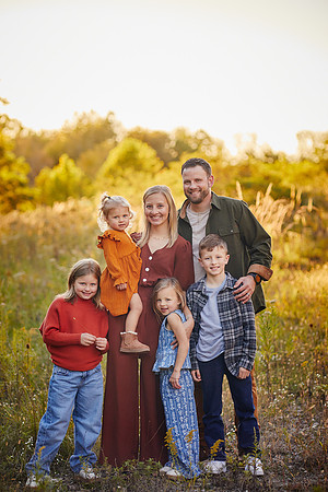 The S Family: Portrait Session in Middleburg Heights