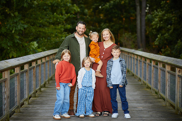The S Family: Portrait Session in Middleburg Heights
