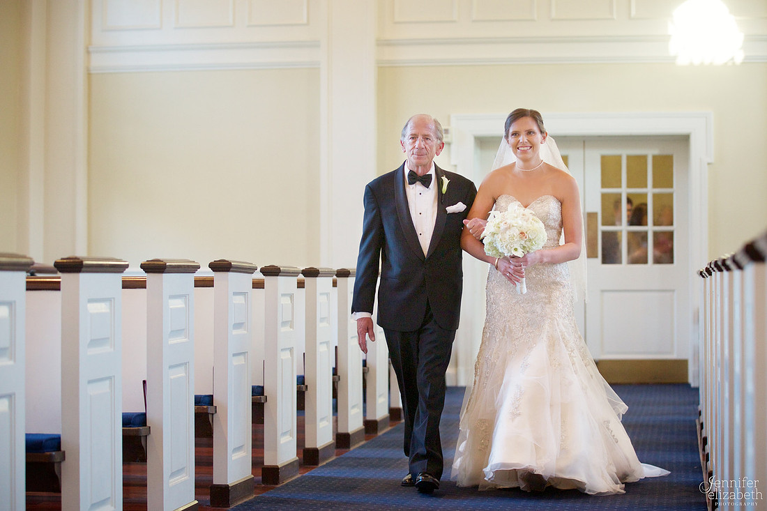 Tory & Hugh: November Wedding in Columbus, Ohio