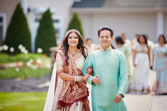 Rutva & Tom: Hindu Wedding at The Lodge at Geneva-on-the-Lake