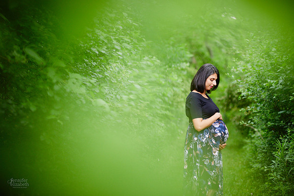Aanchal: Maternity Session at Pepper Pike Park in Pepper Pike