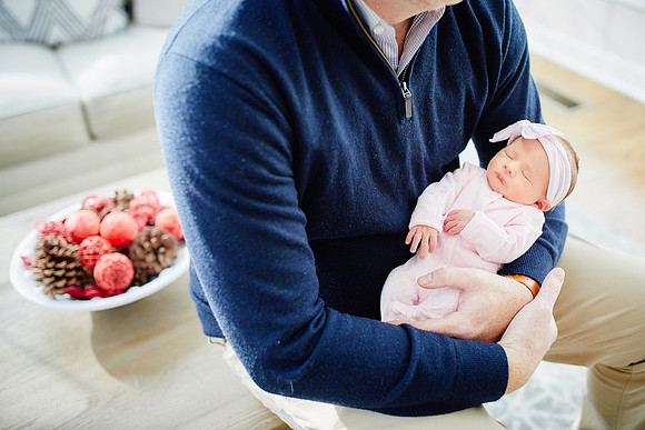 Baby Margeaux: Lifestyle Newborn Session in Chagrin Falls