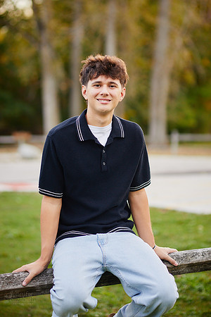Lucas: Senior Session at Hudson Springs Park