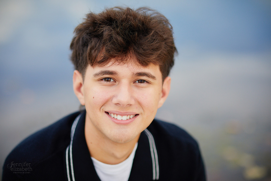 Lucas: Senior Session at Hudson Springs Park