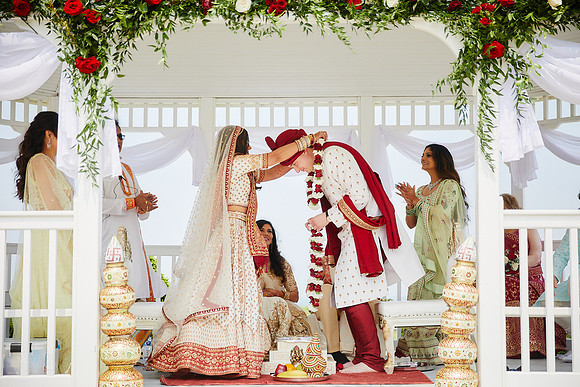 Rutva & Tom: Hindu Wedding at The Lodge at Geneva-on-the-Lake