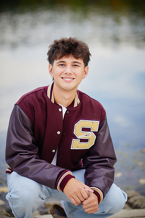 Lucas: Senior Session at Hudson Springs Park