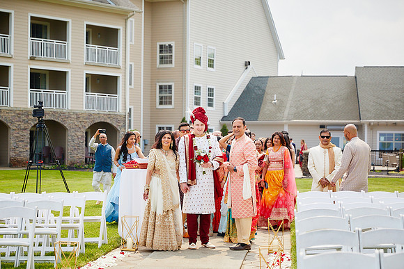 Rutva & Tom: Hindu Wedding at The Lodge at Geneva-on-the-Lake