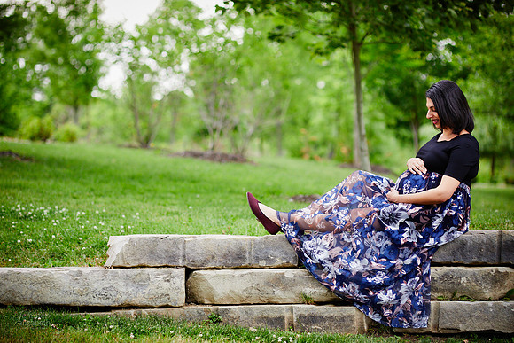 Aanchal: Maternity Session at Pepper Pike Park in Pepper Pike