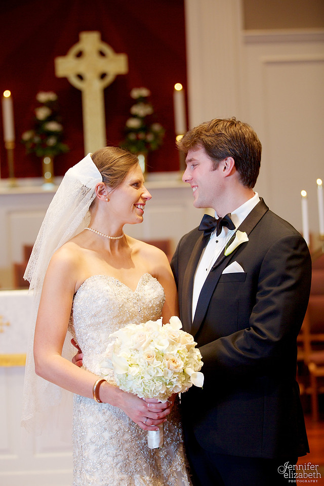 Tory & Hugh: November Wedding in Columbus, Ohio