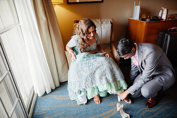 Rutva & Tom: Hindu Wedding at The Lodge at Geneva-on-the-Lake