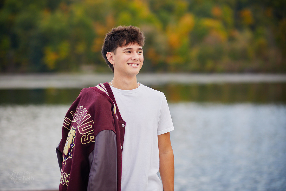 Lucas: Senior Session at Hudson Springs Park