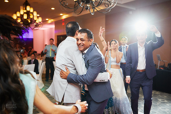 Rutva & Tom: Hindu Wedding at The Lodge at Geneva-on-the-Lake
