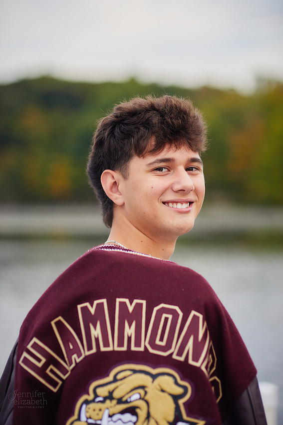Lucas: Senior Session at Hudson Springs Park
