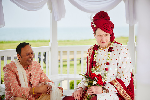 Rutva & Tom: Hindu Wedding at The Lodge at Geneva-on-the-Lake