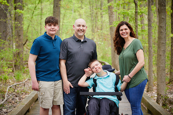 The C Family: Portrait Session at Inniswood Metro Gardens in Westerville