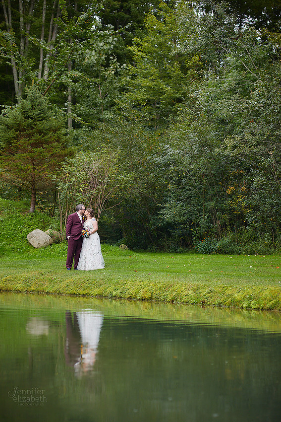 Maria & Matt: Wedding at Kingsville Lodge