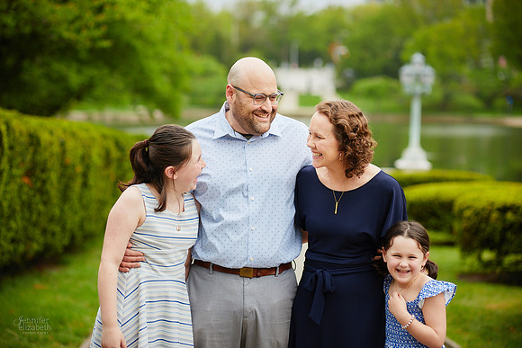The L Family: Portrait Session at Wade Lagoon and the Cleveland Museum of Art