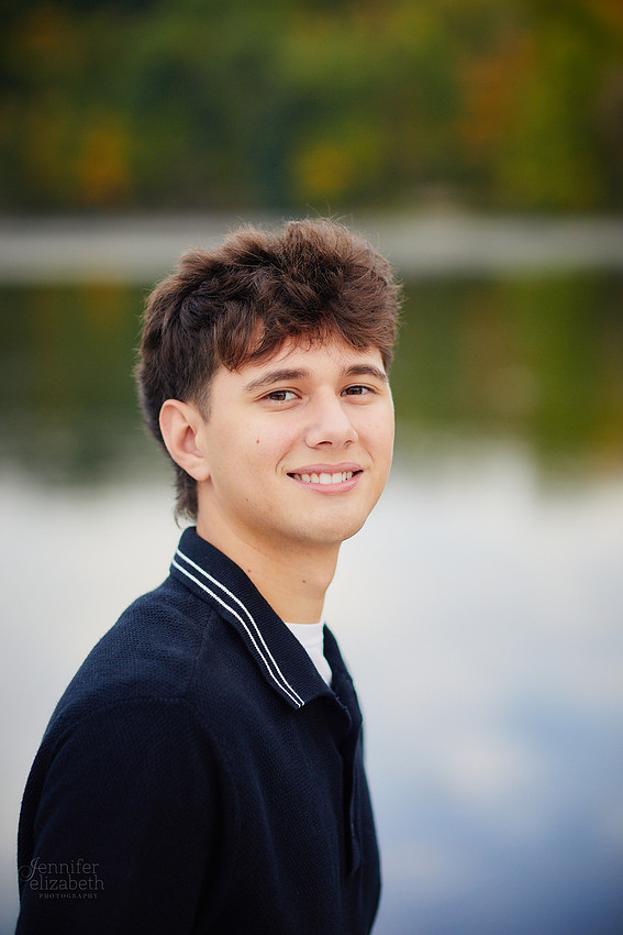 Lucas: Senior Session at Hudson Springs Park