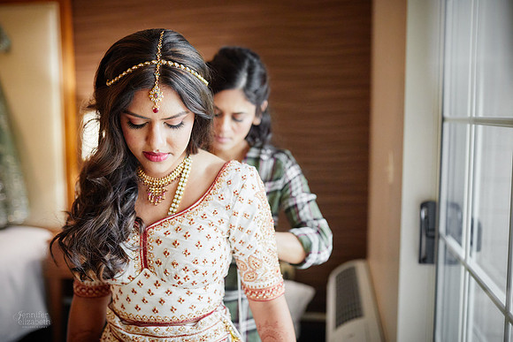 Rutva & Tom: Hindu Wedding at The Lodge at Geneva-on-the-Lake