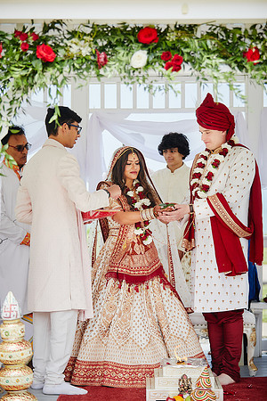 Rutva & Tom: Hindu Wedding at The Lodge at Geneva-on-the-Lake