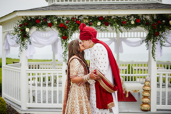 Rutva & Tom: Hindu Wedding at The Lodge at Geneva-on-the-Lake