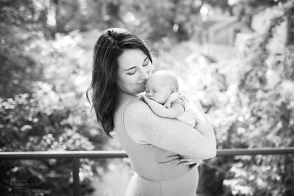 Baby Raylin: Lifestyle Newborn Family Portrait Session in Parma