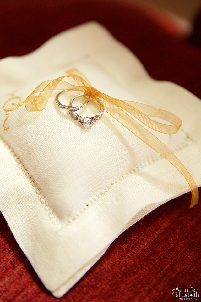 Jill and Tom: Spring Wedding at Steele Mansion in Cleveland, Ohio