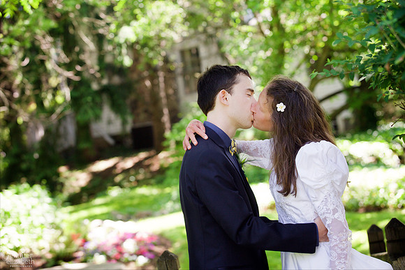 Bethany & Brett: Summer Cleveland Wedding in Bainbridge, Ohio