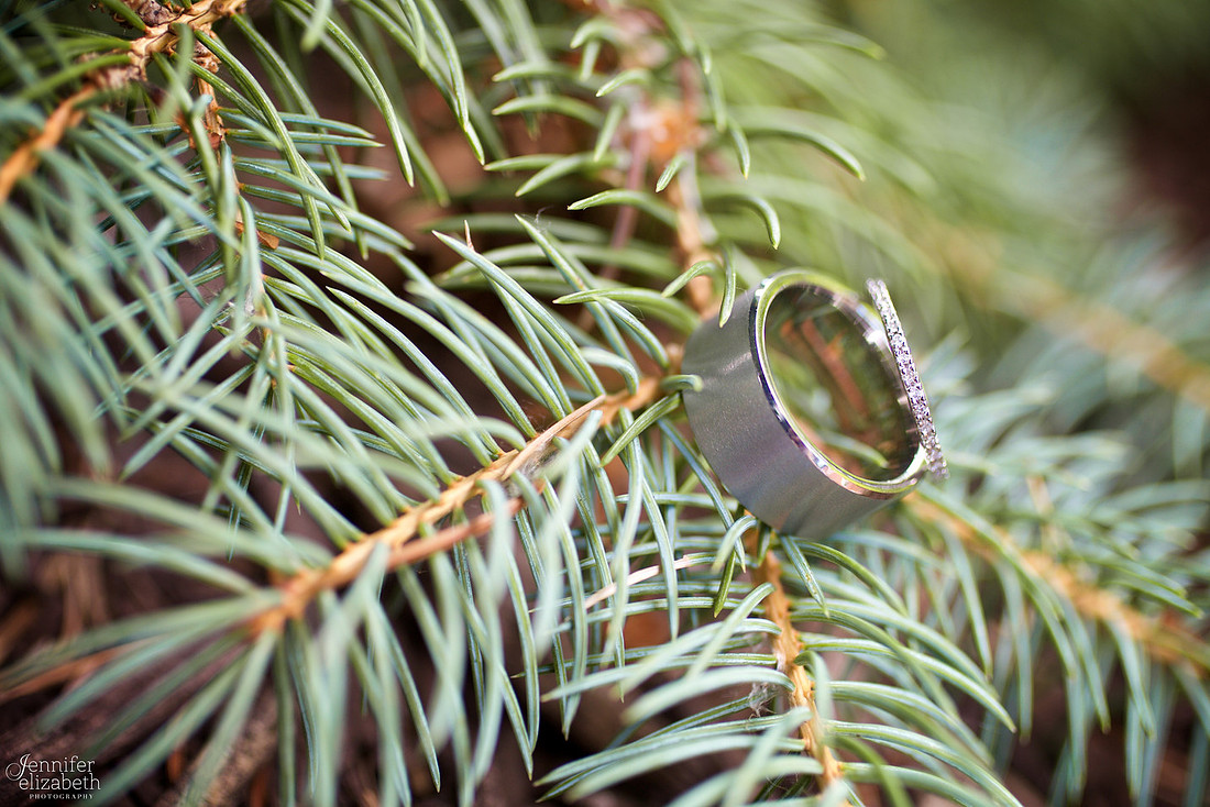 Lindsey & Rich: Summer Wedding at the Mayfield Sand Ridge Club in Cleveland