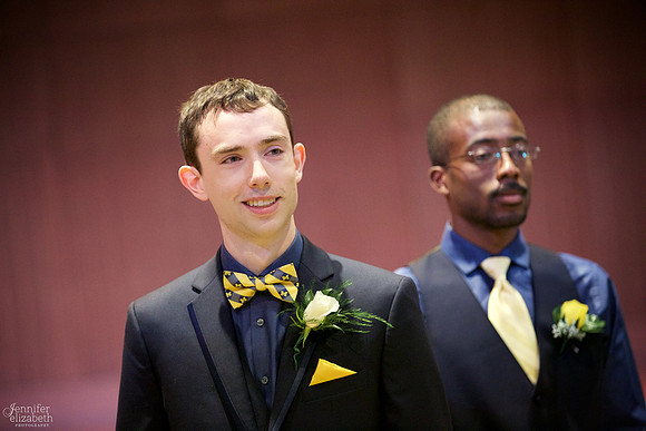 Bethany & Brett: Summer Cleveland Wedding in Bainbridge, Ohio