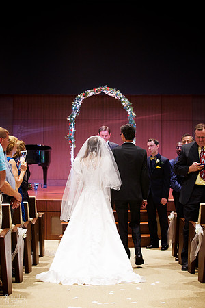 Bethany & Brett: Summer Cleveland Wedding in Bainbridge, Ohio