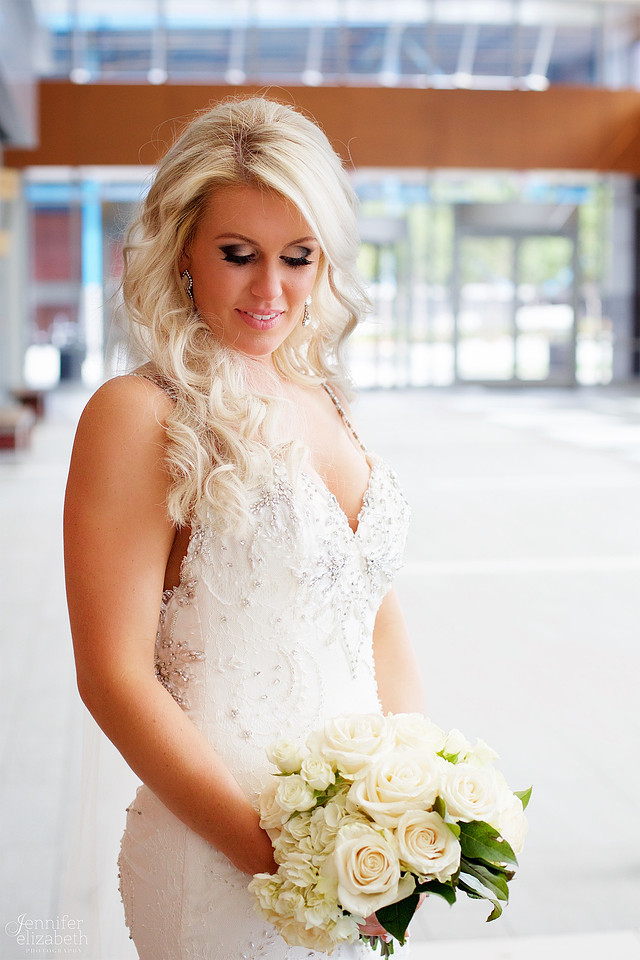 Lindsey & Rich: Summer Wedding at the Mayfield Sand Ridge Club in Cleveland