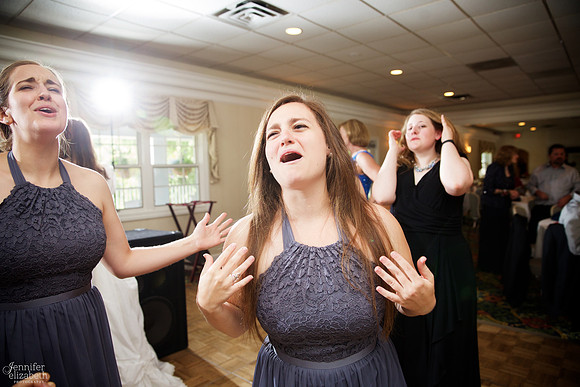 Bethany & Brett: Summer Cleveland Wedding in Bainbridge, Ohio