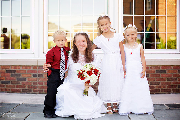 Bethany & Brett: Summer Cleveland Wedding in Bainbridge, Ohio