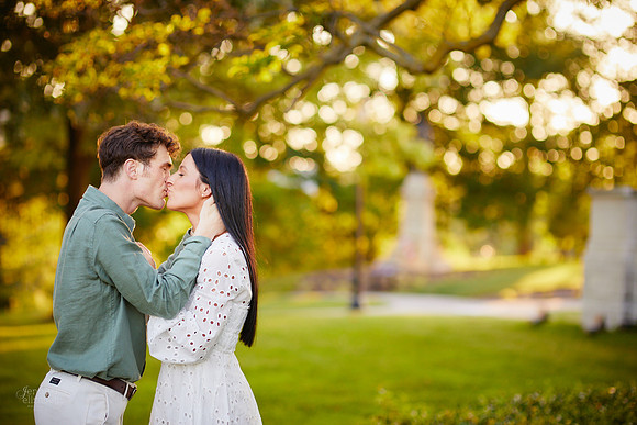Jess & Tim: Engagement at Wade Lagoon and the Cleveland Museum of Art