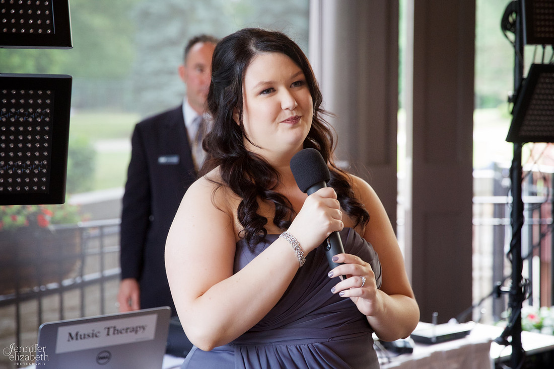 Lindsey & Rich: Summer Wedding at the Mayfield Sand Ridge Club in Cleveland