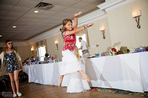 Bethany & Brett: Summer Cleveland Wedding in Bainbridge, Ohio