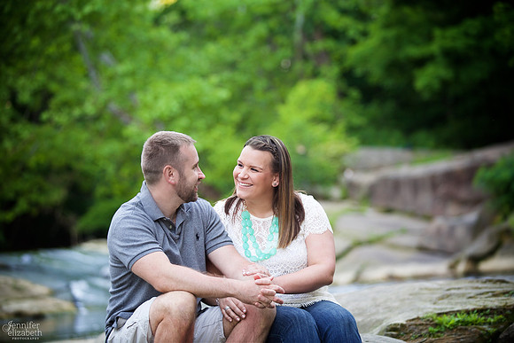 Amanda and Mike: Engagement Portrait Session in Olmsted Falls, Ohio
