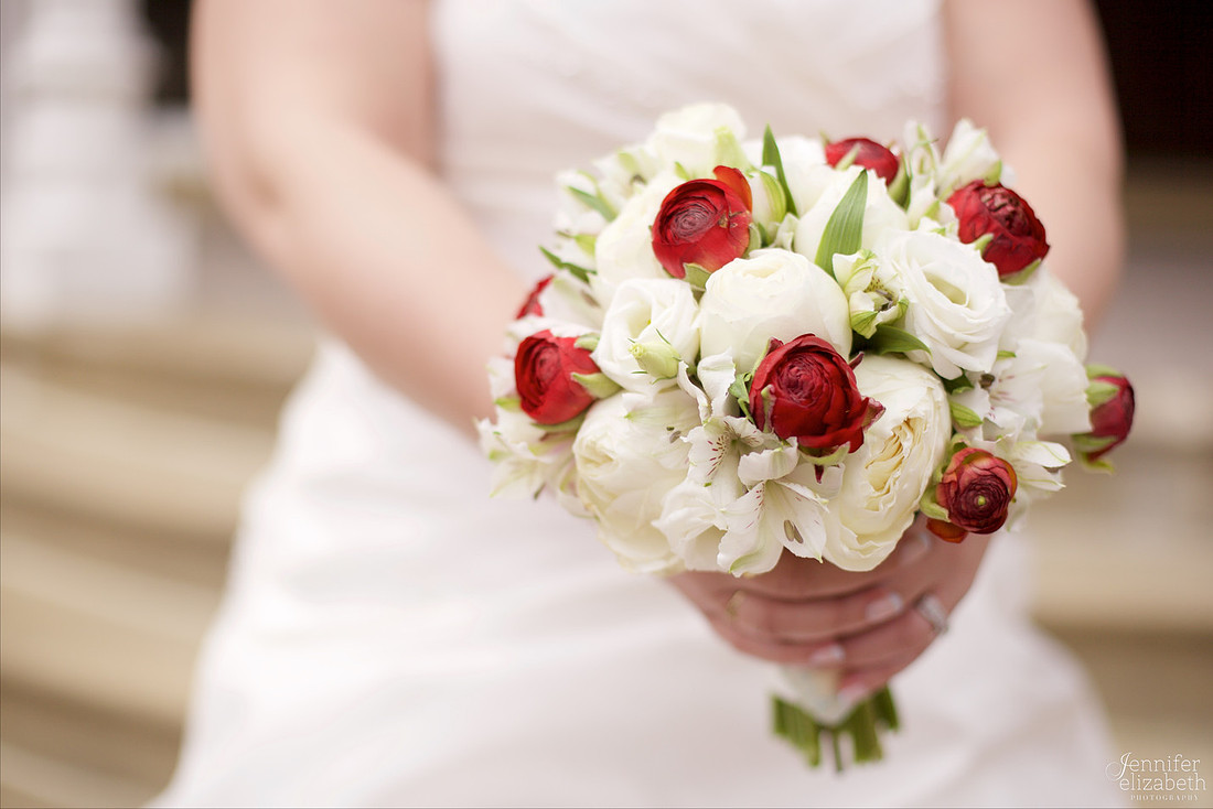Jill and Tom: Spring Wedding at Steele Mansion in Cleveland, Ohio