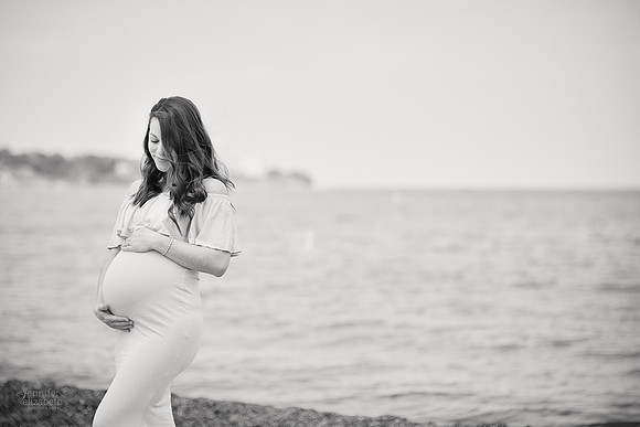 Gina: Maternity Portrait Session at Edgewater Park in Cleveland