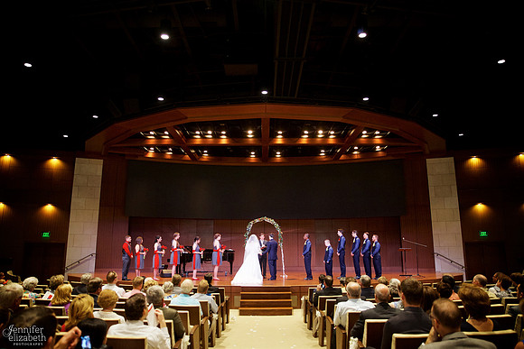 Bethany & Brett: Summer Cleveland Wedding in Bainbridge, Ohio