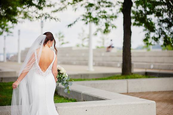 Stephanie & Tom: Wedding at Lago Custom Events at Aloft Cleveland Downtown