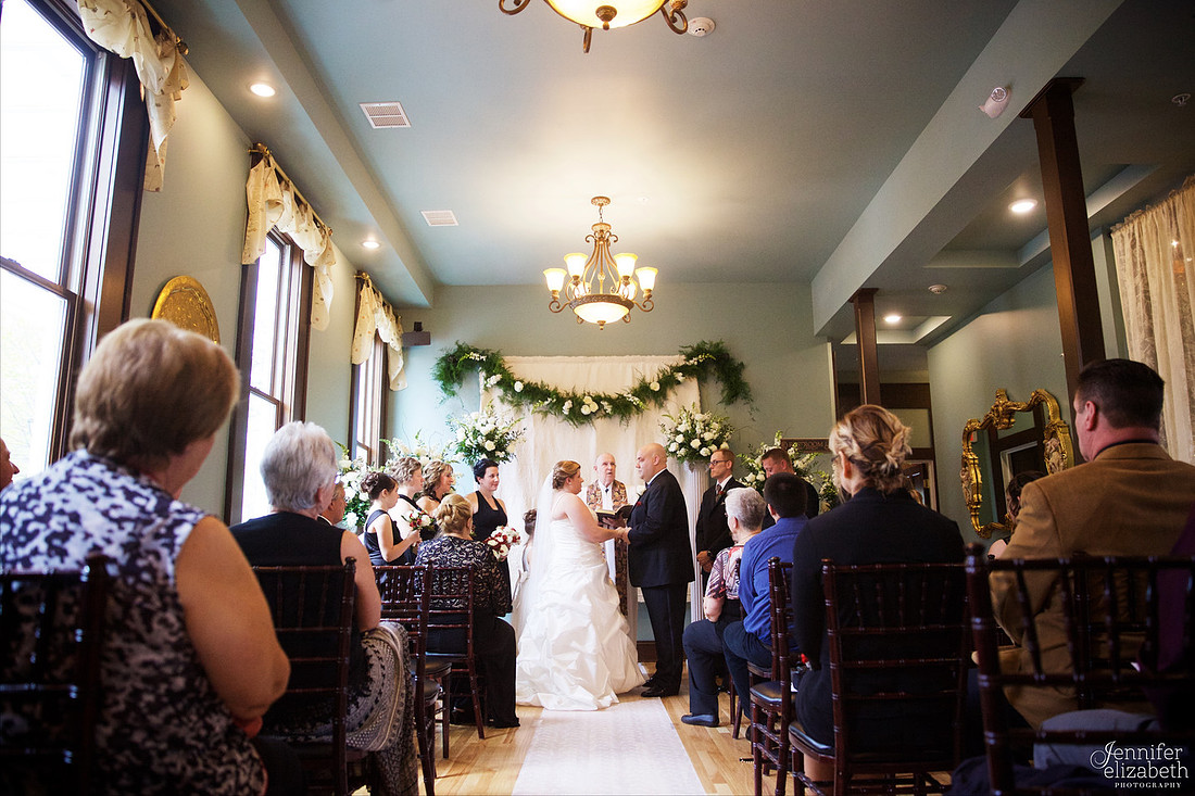 Jill and Tom: Spring Wedding at Steele Mansion in Cleveland, Ohio