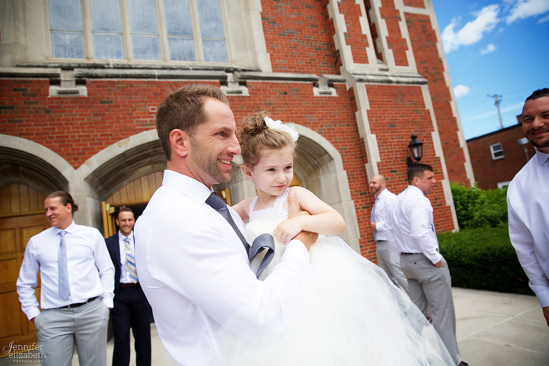 Lindsey & Rich: Summer Wedding at the Mayfield Sand Ridge Club in Cleveland