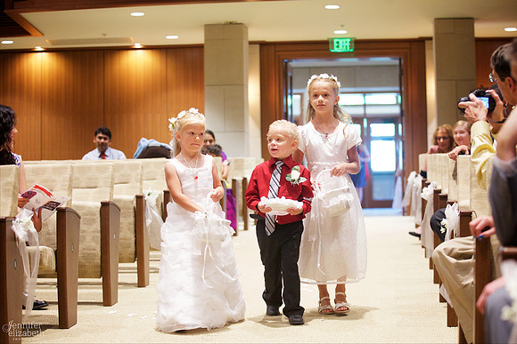 Bethany & Brett: Summer Cleveland Wedding in Bainbridge, Ohio